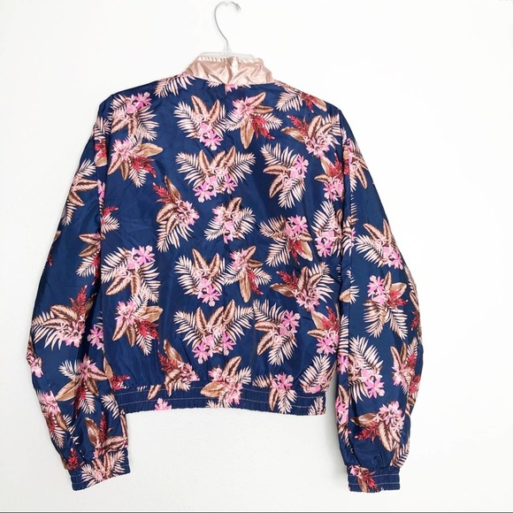 New Look Windbreaker 90s Floral 1/4 Zip Cropped Hawaiian Metallic Jacket Small - Picture 2 of 9